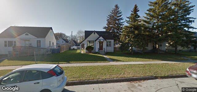 210 Parkview Street（加拿大曼尼托巴省溫尼伯市）房屋照片