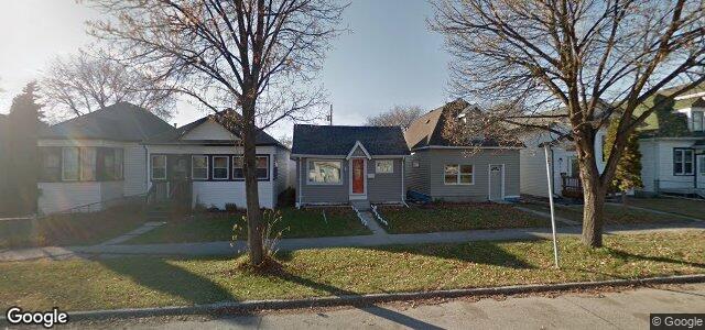 Photo of 218 Collegiate Street in Winnipeg, Manitoba