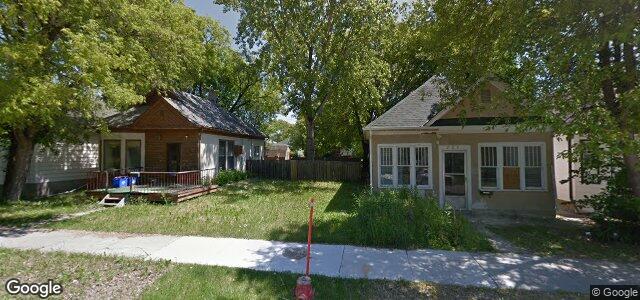 227 Brooklyn Street（加拿大曼尼托巴省溫尼伯市）房屋照片