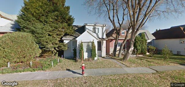 245 Parkview Street（加拿大曼尼托巴省溫尼伯市）房屋照片