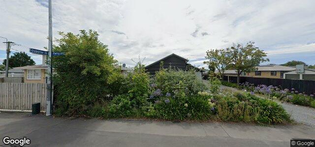 323 Ferry Road（加拿大曼尼托巴省溫尼伯市）房屋照片