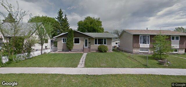 325 Parkview Street（加拿大曼尼托巴省溫尼伯市）房屋照片