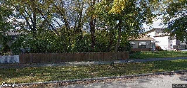 374 Roseberry Street（加拿大曼尼托巴省溫尼伯市）房屋照片