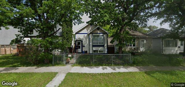 437 Parkview Street（加拿大曼尼托巴省溫尼伯市）房屋照片