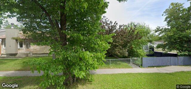 451 Roseberry Street（加拿大曼尼托巴省溫尼伯市）房屋照片