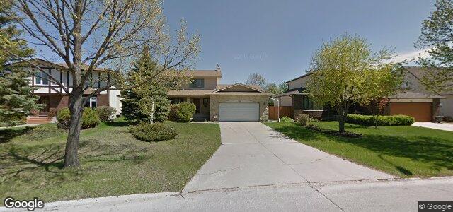 19 Pinehurst Crescent（加拿大曼尼托巴省溫尼伯市）房屋照片