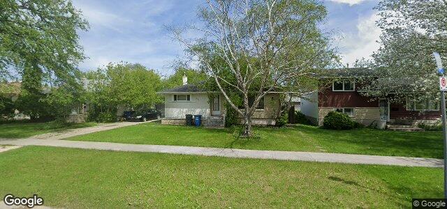 417 Golf Boulevard（加拿大曼尼托巴省溫尼伯市）房屋照片