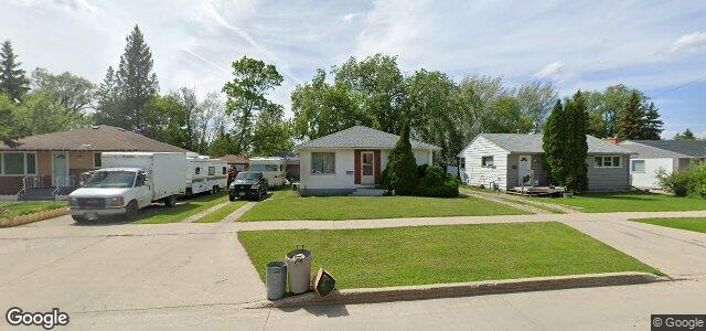 446 Country Club Boulevard（加拿大曼尼托巴省溫尼伯市）房屋照片