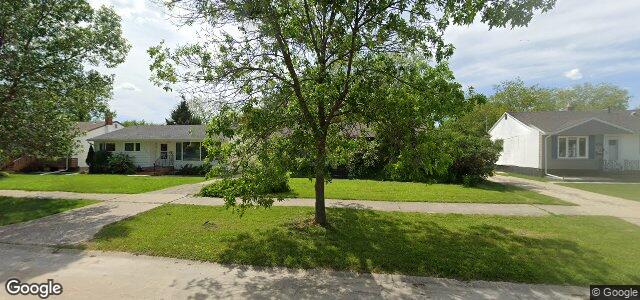 450 Greenacre Boulevard（加拿大曼尼托巴省溫尼伯市）房屋照片