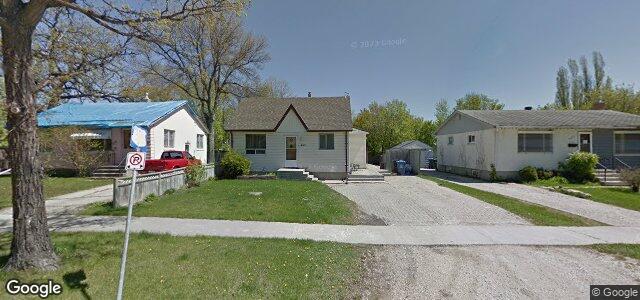 465 Golf Boulevard（加拿大曼尼托巴省温尼伯市）房屋照片