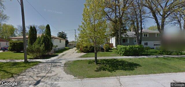 468 Golf Boulevard（加拿大曼尼托巴省溫尼伯市）房屋照片