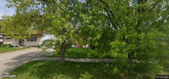 Larawan ng 507 Greenacre Boulevard sa Winnipeg, Manitoba