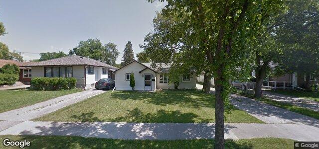 Photo of 513 Daer Boulevard in Winnipeg, Manitoba