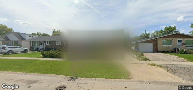 520 Greenacre Boulevard（加拿大曼尼托巴省溫尼伯市）房屋照片