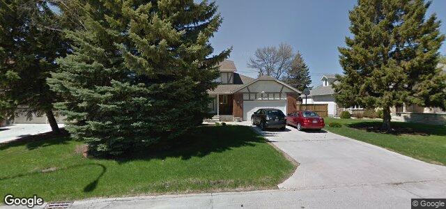 73 Pinehurst Crescent（加拿大曼尼托巴省溫尼伯市）房屋照片