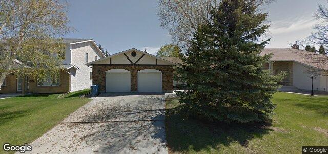 88 Pinehurst Crescent（加拿大曼尼托巴省溫尼伯市）房屋照片