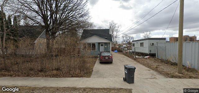 Photo of 206 Hindley Avenue in Winnipeg, Manitoba