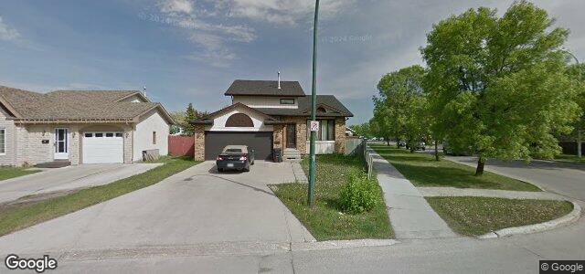 222 Dobrinsky Drive（加拿大曼尼托巴省溫尼伯市）房屋照片