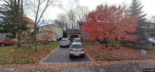 23 Oakhurst Crescent（加拿大曼尼托巴省溫尼伯市）房屋照片