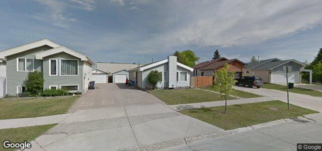 51 Dobrinsky Drive（加拿大曼尼托巴省温尼伯市）房屋照片