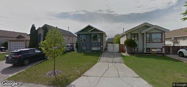74 Dobrinsky Drive（加拿大曼尼托巴省溫尼伯市）房屋照片