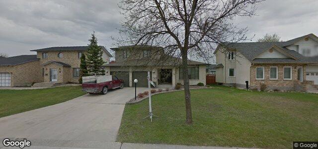 Larawan ng 74 Stardust Crescent sa Winnipeg, Manitoba