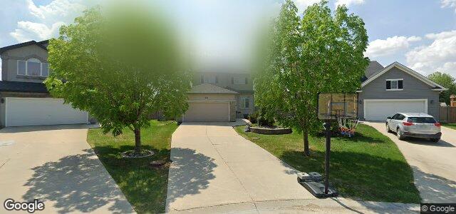 Larawan ng 32 Tangle Ridge Crescent sa Winnipeg, Manitoba