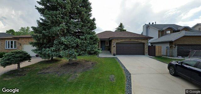 10 Eaglemount Crescent（加拿大曼尼托巴省溫尼伯市）房屋照片