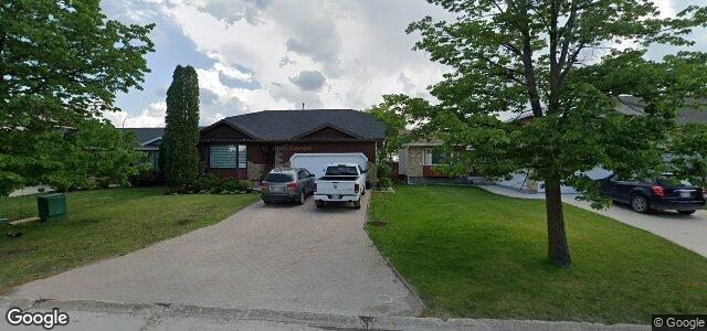 102 Foxmeadow Drive（加拿大曼尼托巴省溫尼伯市）房屋照片