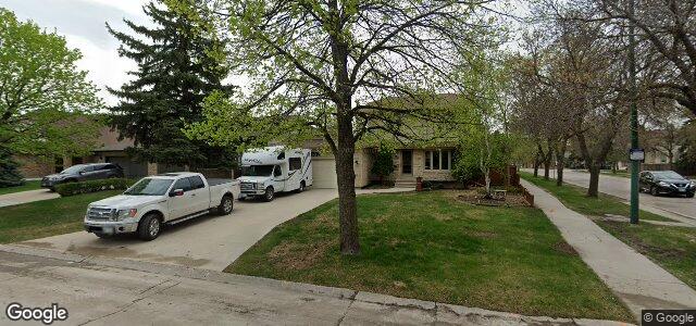 102 Thorncliff Bay（加拿大曼尼托巴省温尼伯市）房屋照片