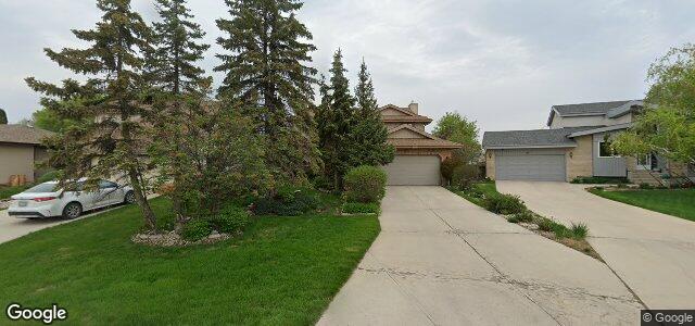 102 Wallingford Crescent（加拿大曼尼托巴省溫尼伯市）房屋照片