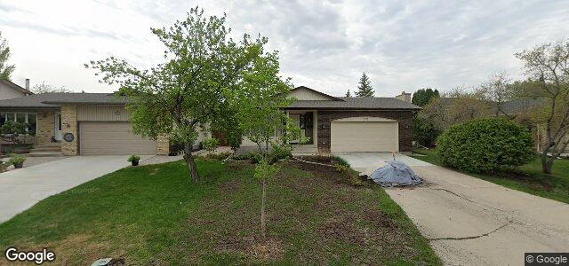 Photo of 110 Woodington Bay in Winnipeg, Manitoba