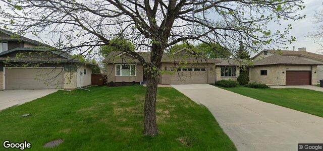 114 Wallingford Crescent（加拿大曼尼托巴省溫尼伯市）房屋照片