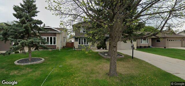 118 Wallingford Crescent（加拿大曼尼托巴省溫尼伯市）房屋照片