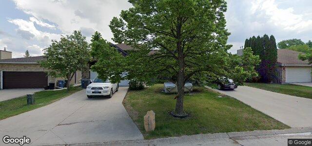 Photo of 122 Foxmeadow Drive in Winnipeg, Manitoba