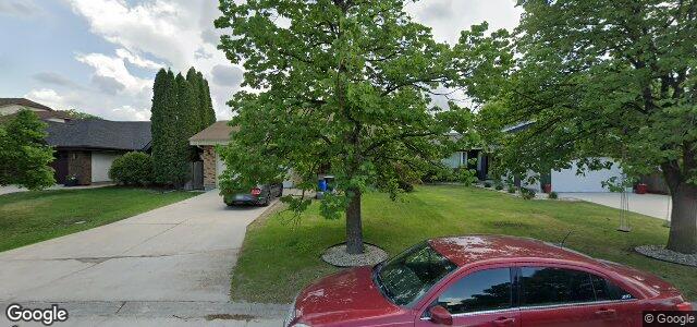 130 Foxmeadow Drive（加拿大曼尼托巴省溫尼伯市）房屋照片