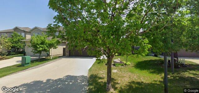 Larawan ng 136 Lindmere Drive sa Winnipeg, Manitoba