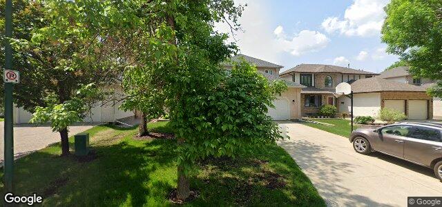 Photo of 15 Mulligan Bay in Winnipeg, Manitoba