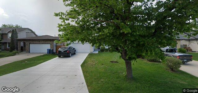 214 Foxmeadow Drive（加拿大曼尼托巴省溫尼伯市）房屋照片