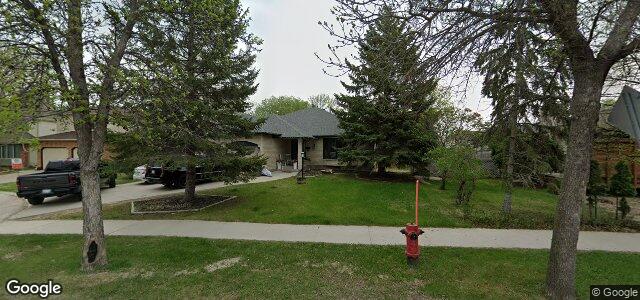 Photo of 58 Lindenwood Drive W in Winnipeg, Manitoba