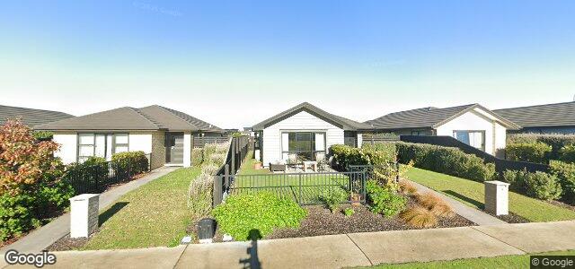 Photo of 6 Wallingford Crescent in Winnipeg, Manitoba