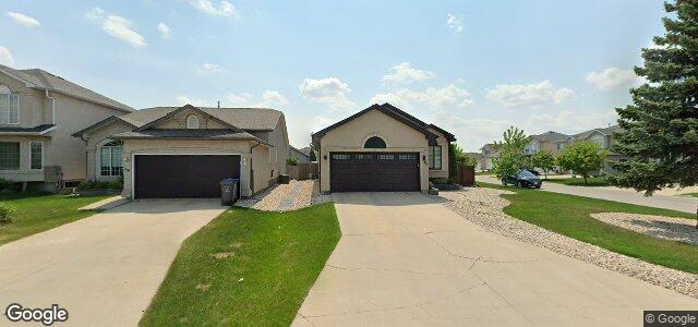 Photo of 68 Forestgate Avenue in Winnipeg, Manitoba