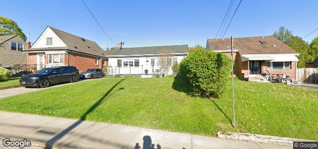 Photo of 304 Rosedale Avenue in Winnipeg, Manitoba