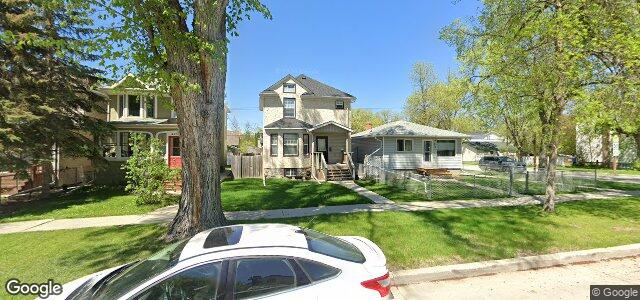 Photo of 443 Rosedale Avenue in Winnipeg, Manitoba