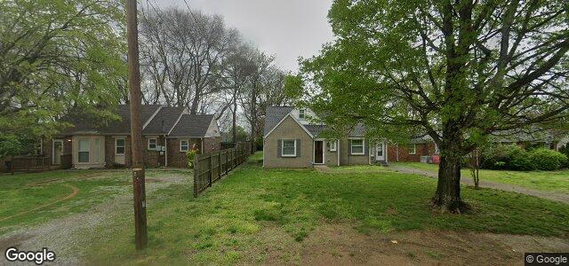 Photo of 530 Rosedale Avenue in Winnipeg, Manitoba