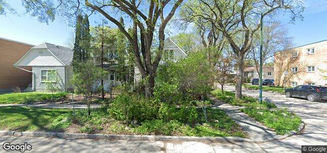 682 Nassau Street S（加拿大曼尼托巴省溫尼伯市）房屋照片