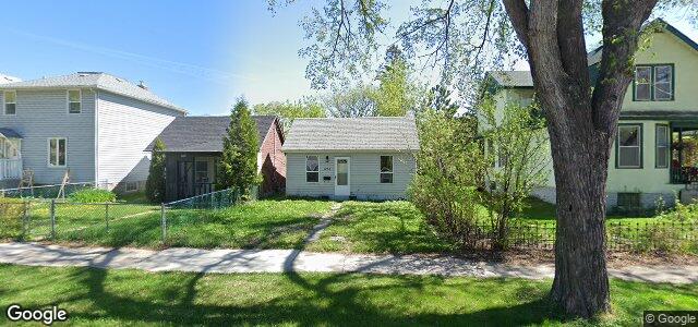 693 Nassau Street S（加拿大曼尼托巴省溫尼伯市）房屋照片