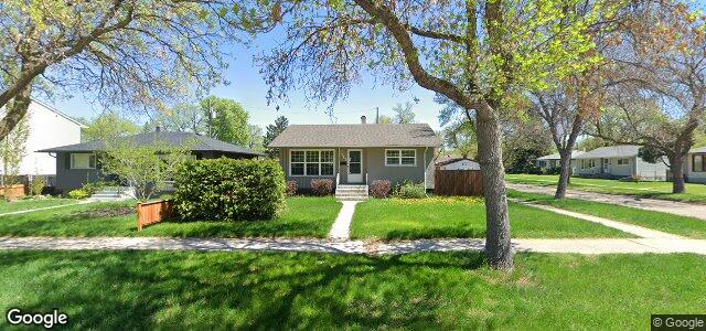 715 Hugo Street S（加拿大曼尼托巴省溫尼伯市）房屋照片