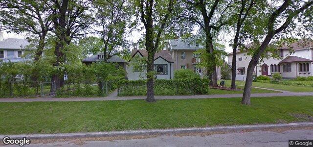 77 Bannerman Avenue（加拿大曼尼托巴省溫尼伯市）房屋照片