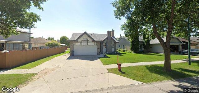 10 Chochinov Avenue（加拿大曼尼托巴省溫尼伯市）房屋照片